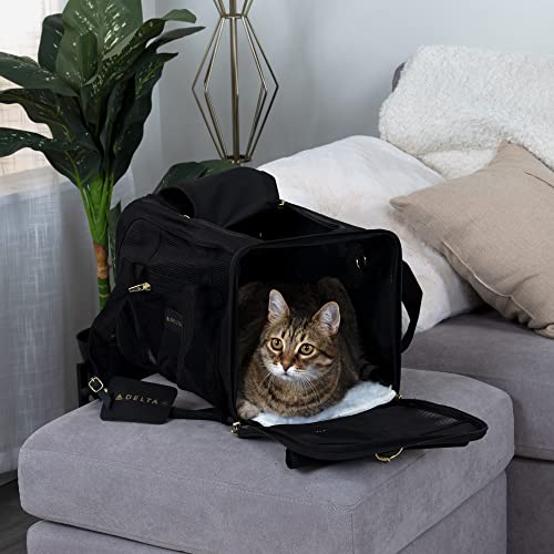 Sherpa PetDelta Carrier, the only bag you'll ever need